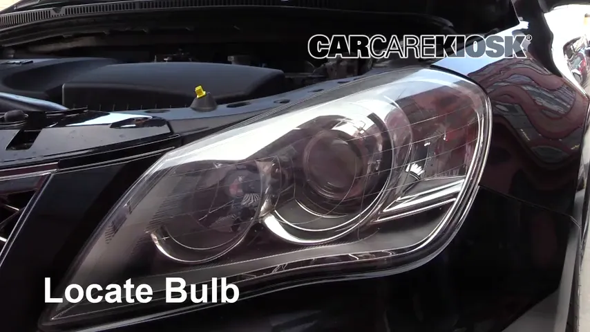2013 Suzuki Kizashi GTS 2.4L 4 Cyl. Lights Headlight (replace bulb)